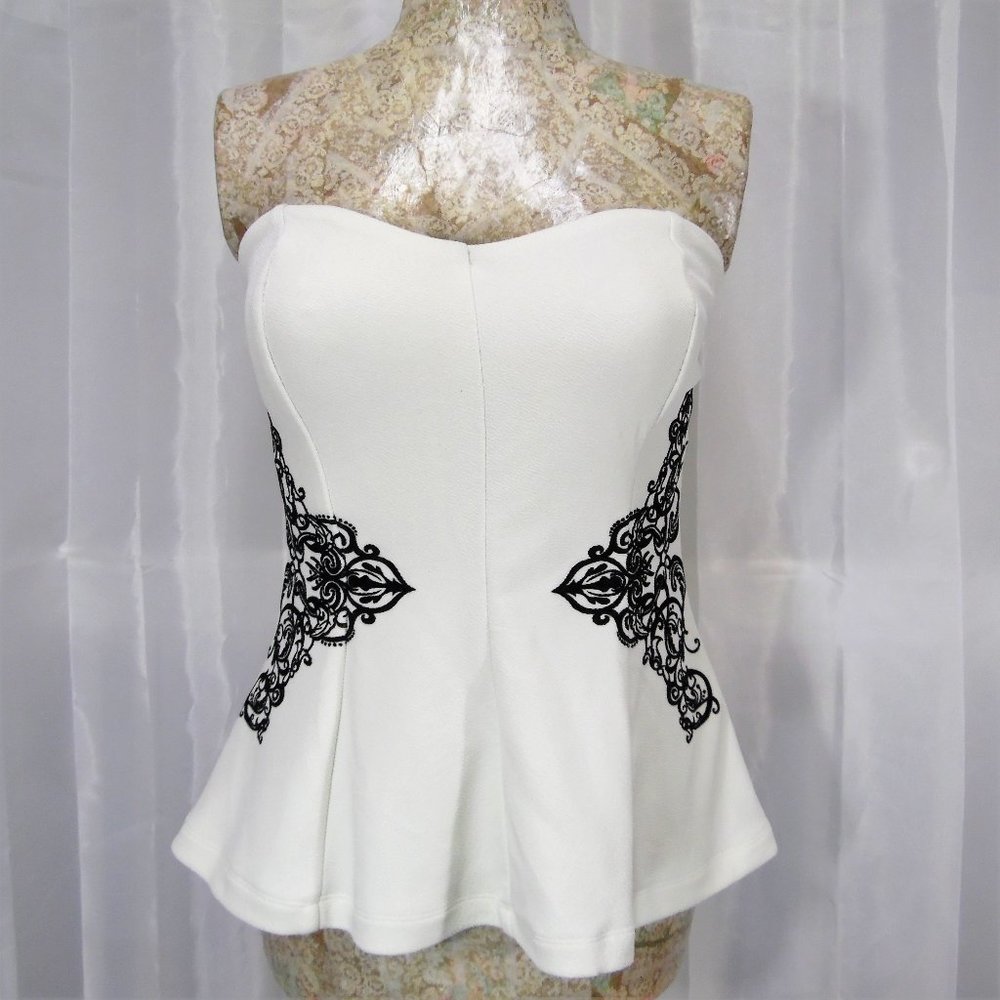Monroe and Main White Strapless Top